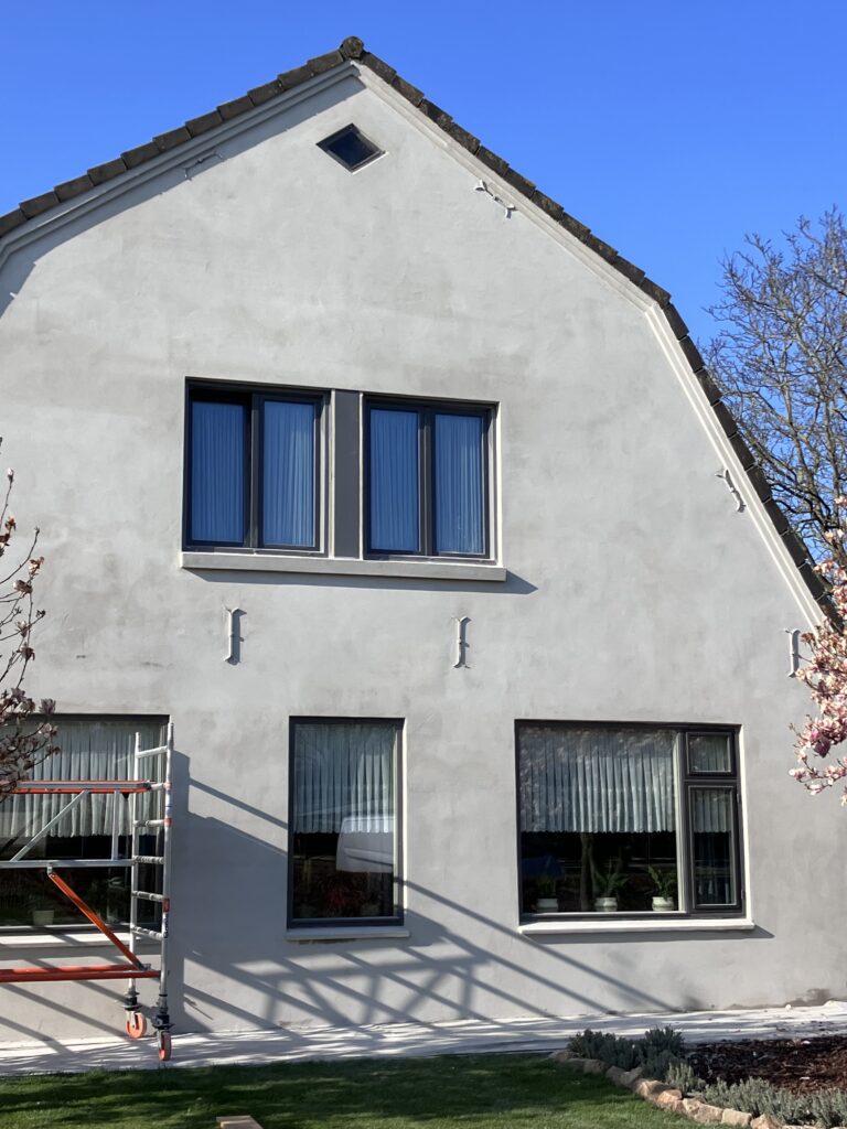 Buitenstucwerk en gevelisolatie buitenkant door Metsel-Gigant